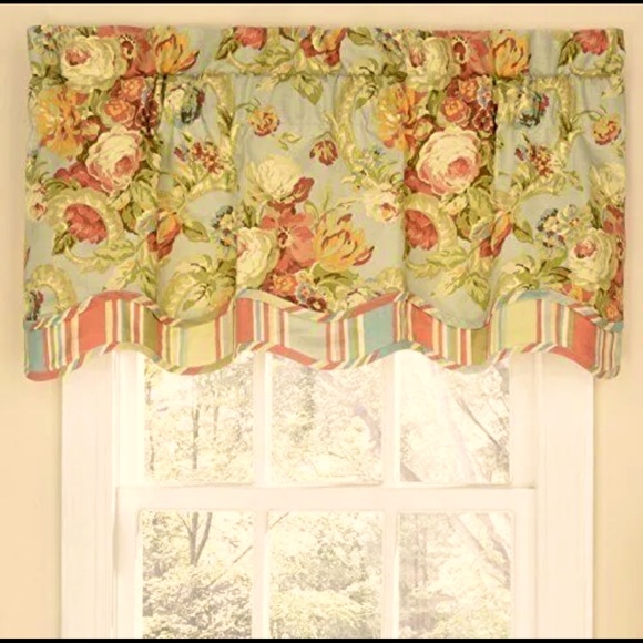 Waverly floral Spring Bling Valance 52x20” light blue cream - Picture 1 of 4